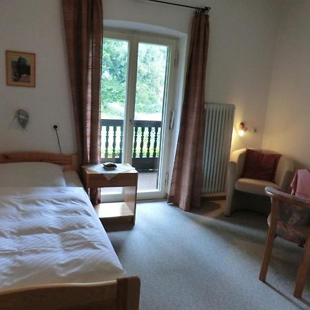 Hotel Garni Rottaler Hof Бад Грисбах Стая снимка