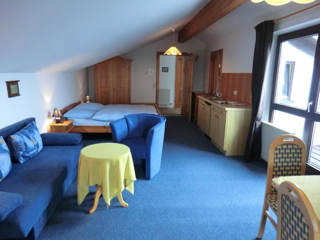 Hotel Garni Rottaler Hof Бад Грисбах Стая снимка